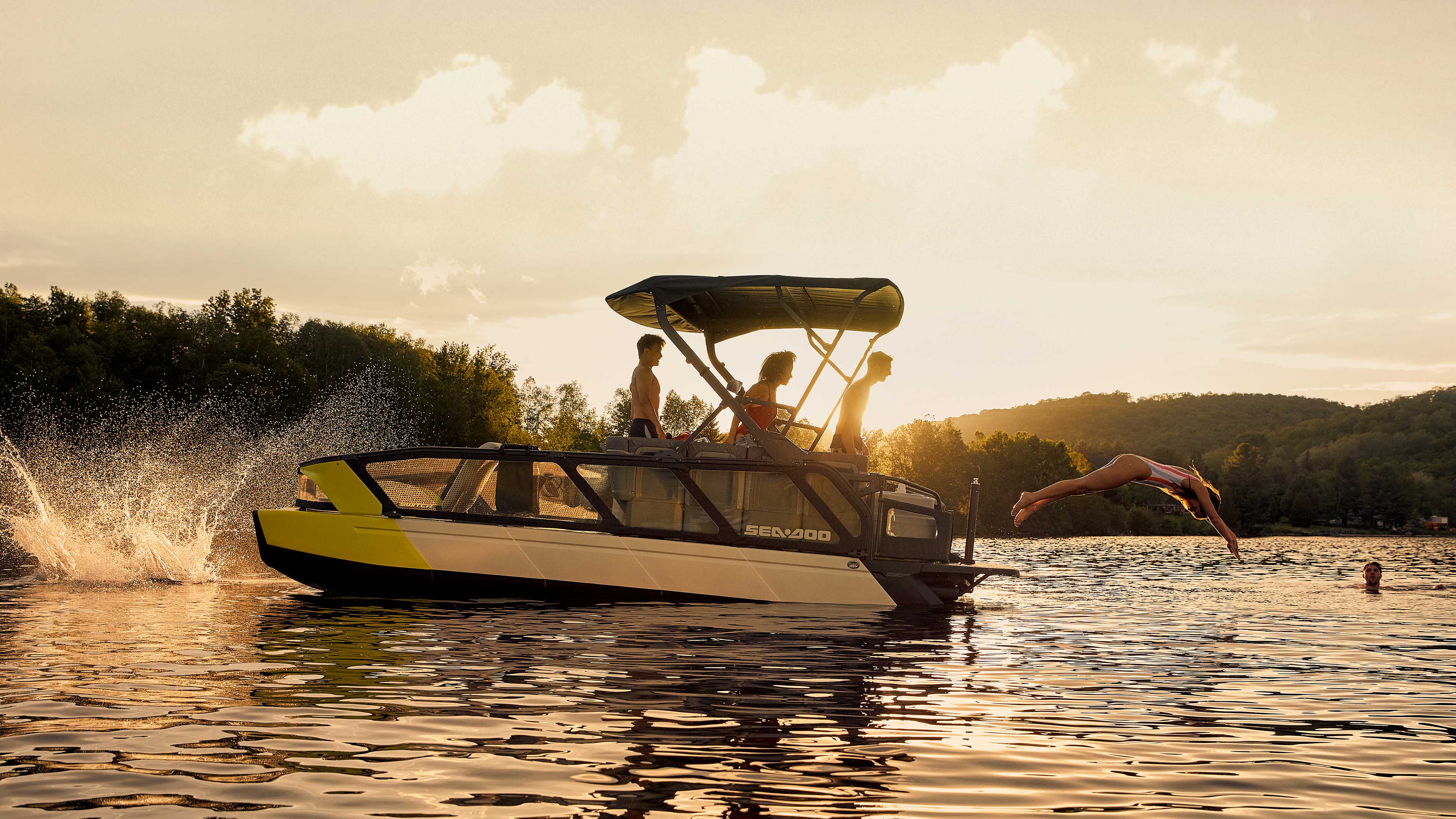 Sea-Doo Switch: The all-new fully configurable Pontoon
