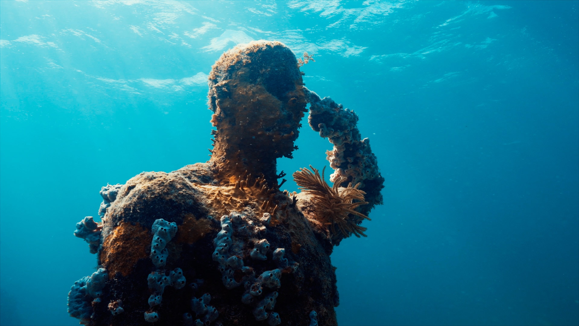 Estatua no museu de arte subaquatico